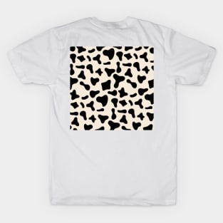 Black Dairy Cow Print Pattern on Milk Background T-Shirt